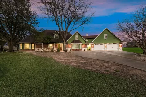 103 S Haven Pl, Waxahachie, TX 75165