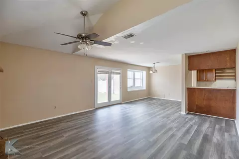 Living - 3065 Button Willow Ave, Abilene, TX 79606 photo 3 of 5