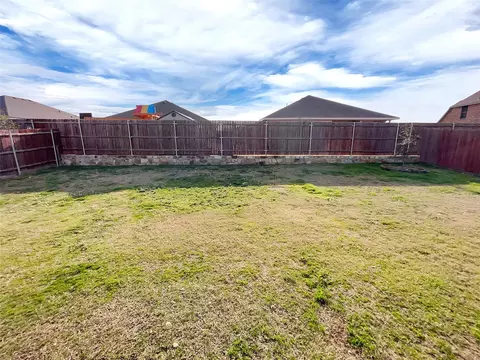 Exterior - 712 Durango Ln, Cleburne, TX 76033 photo 3 of 3