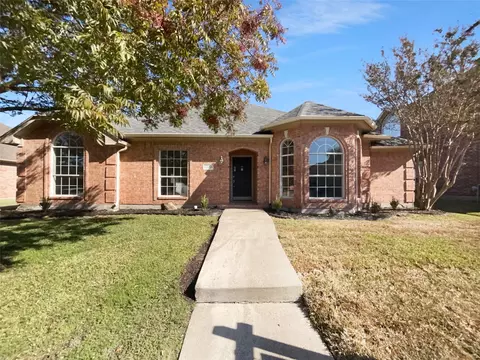 Exterior - 7202 Sand Pine Dr, Rowlett, TX 75089 photo 3 of 5
