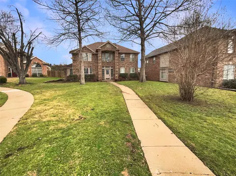 2804 Buena Vista Ct, Carrollton, TX 75007