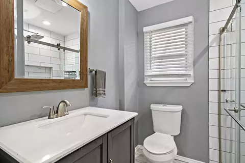 123 E 8th St, Irving, TX 75060 photo 24