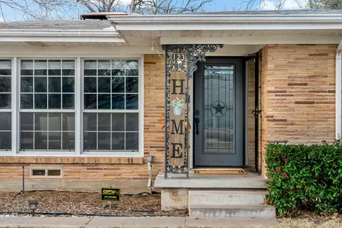 123 E 8th St, Irving, TX 75060 photo 4