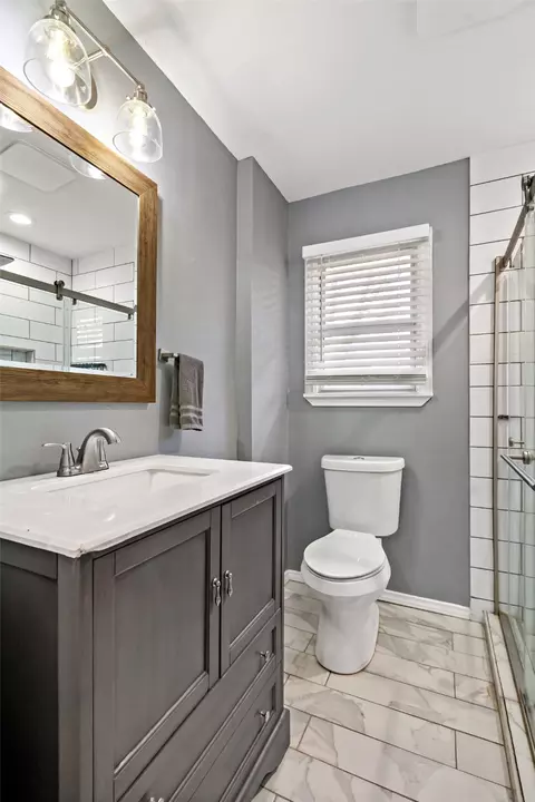 123 E 8th St, Irving, TX 75060 photo 25