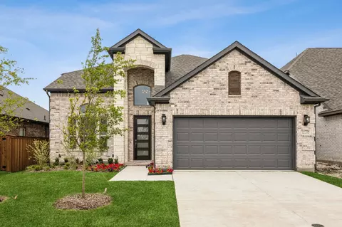 1724 Highwood Rd, Forney, TX 75126
