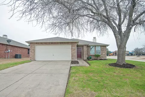 2640 Rockport Ln, Little Elm, TX 75068