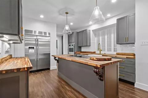 809 W Muirfield Rd, Garland, TX 75044