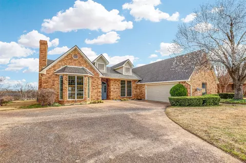 249 Oak Hill Dr, Trophy Club, TX 76262