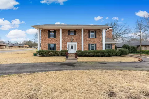 9 Mullaney Dr, Greenville, TX 75402