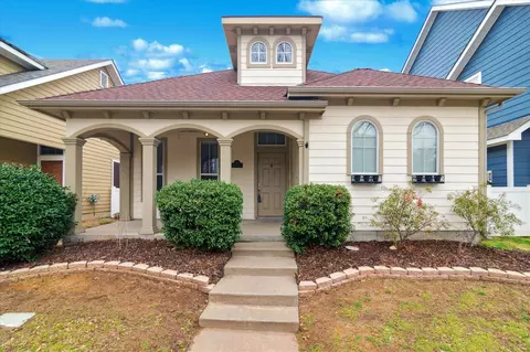 1931 Antebellum Ct, Savannah, TX 76227