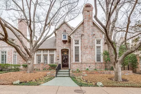 7712 Glenshannon Cir, Dallas, TX 75225