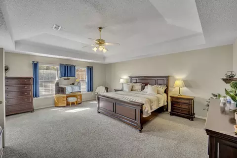 Bedroom - 729 Bear Run Dr, Grapevine, TX 76051 photo 1 of 4