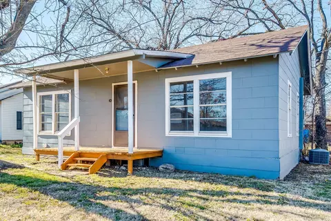 825 W Shirley St, Stephenville, TX 76401