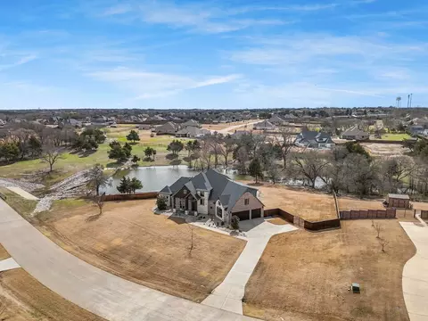 6820 Springer Rd, Midlothian, TX 76065 photo 3