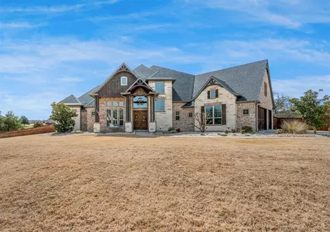 6820 Springer Rd, Midlothian, TX 76065