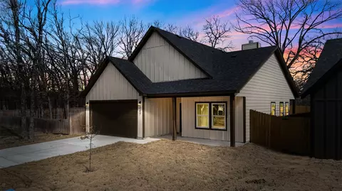 202 Meadow Lake Dr, Gun Barrel City, TX 75156