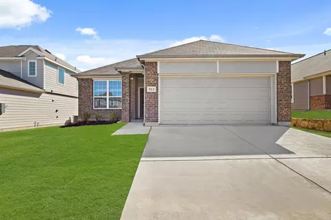 913 Rocket Plane Dr, Fort Worth, TX 76131