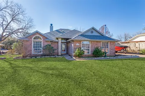 4029 Dakota Trl, Granbury, TX 76048