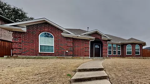 9310 Chimneywood Dr, Rowlett, TX 75089