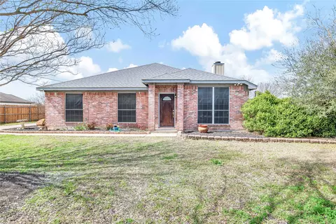 131 Stainback Ct, Red Oak, TX 75154