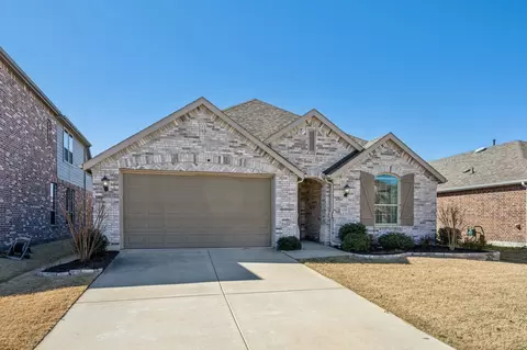 1720 Steppe Trail Dr, Aubrey, TX 76227