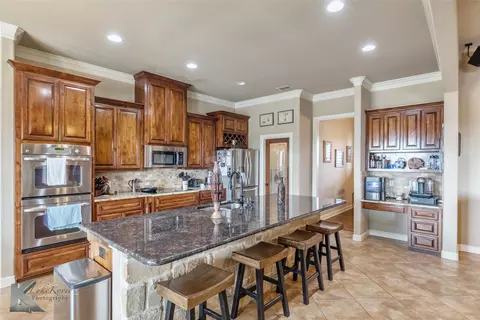 Kitchen - 609 Prosperity Rd, Abilene, TX 79602 photo 3 of 3