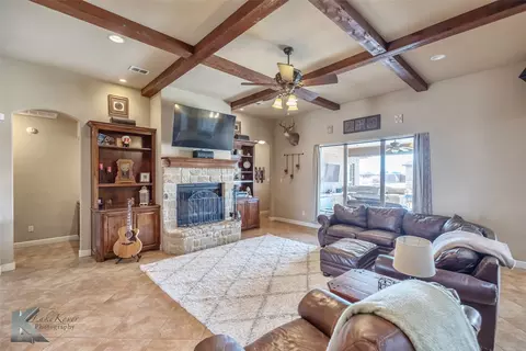 Living - 609 Prosperity Rd, Abilene, TX 79602 photo 3 of 6