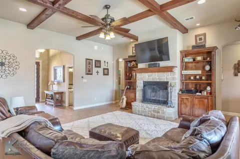 Living - 609 Prosperity Rd, Abilene, TX 79602 photo 1 of 6