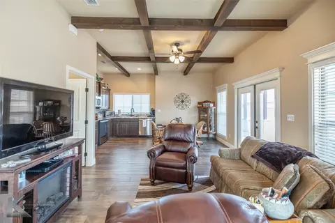 Living - 609 Prosperity Rd, Abilene, TX 79602 photo 5 of 6