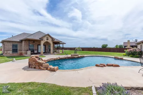 Exterior - 609 Prosperity Rd, Abilene, TX 79602 photo 3 of 8