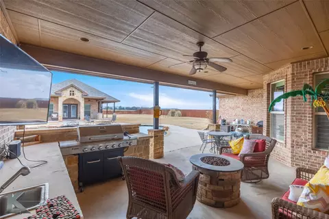 Exterior - 609 Prosperity Rd, Abilene, TX 79602 photo 7 of 8