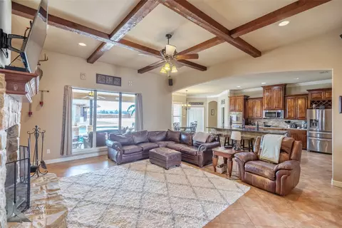 Living - 609 Prosperity Rd, Abilene, TX 79602 photo 2 of 6