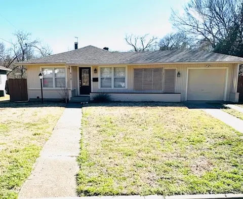 618 Denton Dr, Sherman, TX 75092