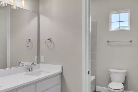 Bath - 5509 Gaelic Dr, Celina, TX 75009 photo 2 of 4