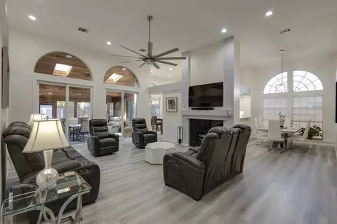 Living - 8102 Eagle Dr, Rowlett, TX 75088 photo 1 of 4
