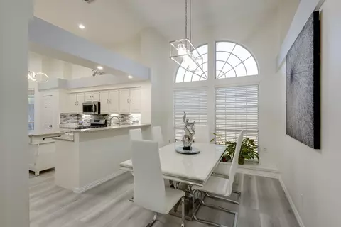 Dining - 8102 Eagle Dr, Rowlett, TX 75088 photo 2 of 3