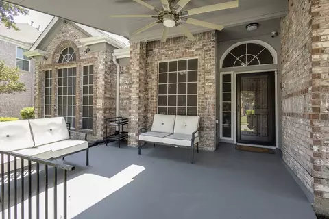 Exterior - 8102 Eagle Dr, Rowlett, TX 75088 photo 3 of 6