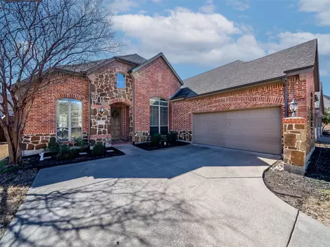 2804 Pioneer Dr, Melissa, TX 75454