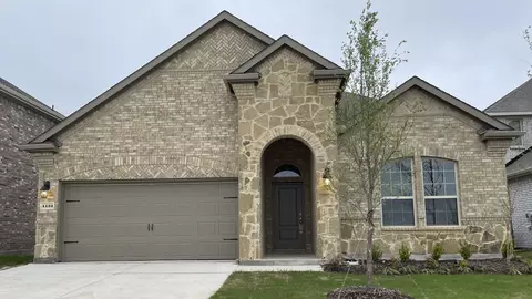 4133 Plateau Dr, Forney, TX 75126
