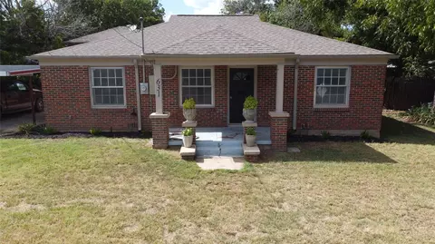 631 W Frey St, Stephenville, TX 76401