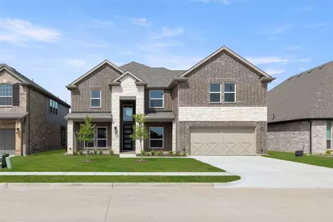 1328 Cash St, Burleson, TX 76028