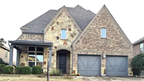 416 Paluxy Dr, Irving, TX 75039