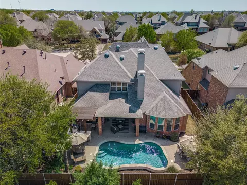 8008 Ravencliff Dr, Mckinney, TX 75070
