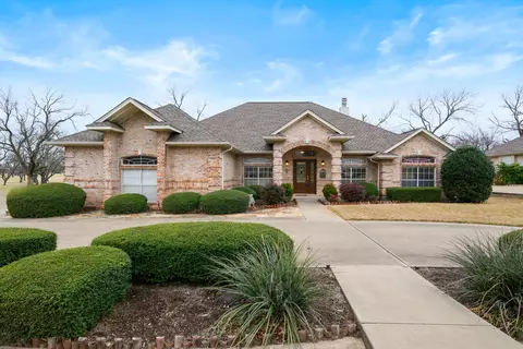 9614 Monticello Dr, Granbury, TX 76049