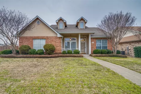 309 Harvest Bend Dr, Wylie, TX 75098