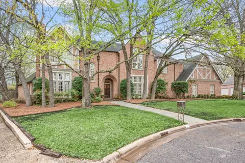 1 Nobhill Dr, Greenville, TX 75402