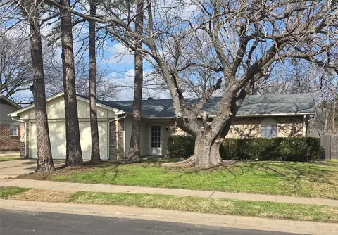 544 Ann Lois Ln, Burleson, TX 76028