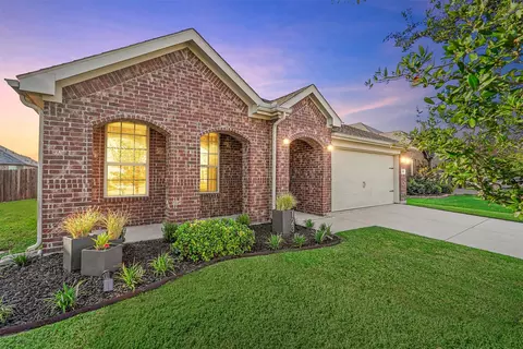 123 Chaco Dr, Forney, TX 75126