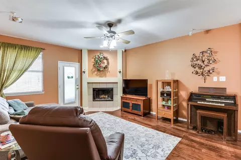 4920 Winding Trl, Grand Prairie, TX 75052