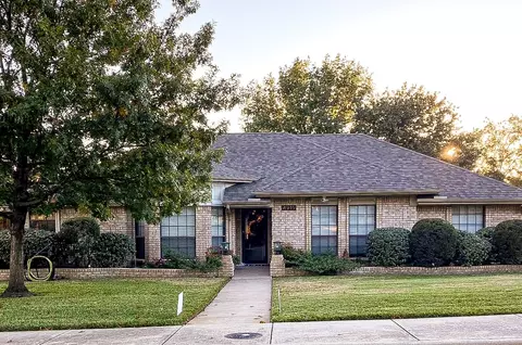 4919 Willow Ridge Dr, Mesquite, TX 75150